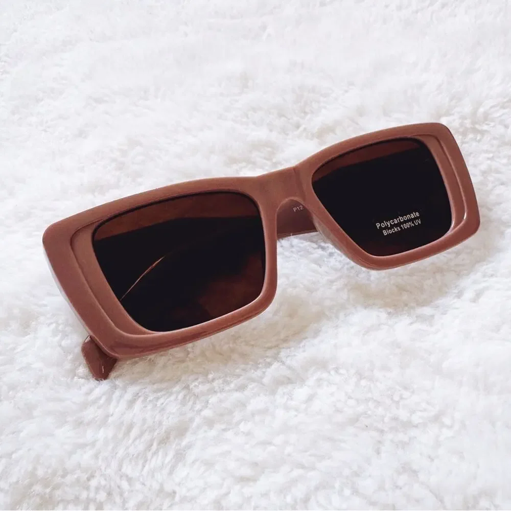 Lily Mauve Rectangular Sunglasses